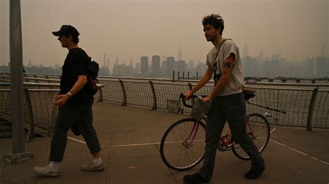 New York Issues Air Quality Alert As Smoke From Canadian Wildfires