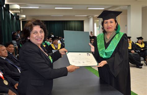 Ceremonia De Graduaci N De Los Alumnos De La Escuela De Postgrado