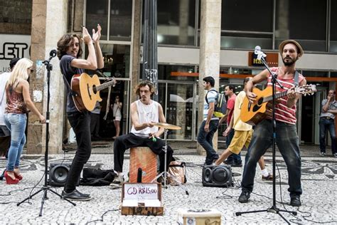 Os Ritmos Do Mundo Se Encontram Na Rua Xv