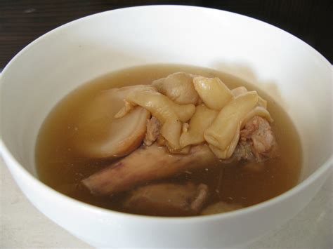 Healing Chinese Chicken Herbal Soup With Fish Maw The Chinese Soup Lady