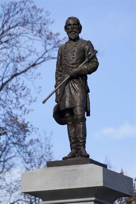 Confederate monument set to be removed from Virginia capital