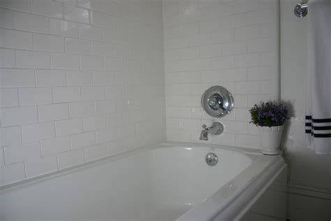 re caulking the bathtub - The Gardener's Cottage