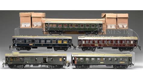 Five 17 Marklin Passengerbaggage Cars With Original Boxes