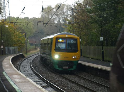 London Midland Class 323 Emu 323202 Slides To A Halt At Un Flickr