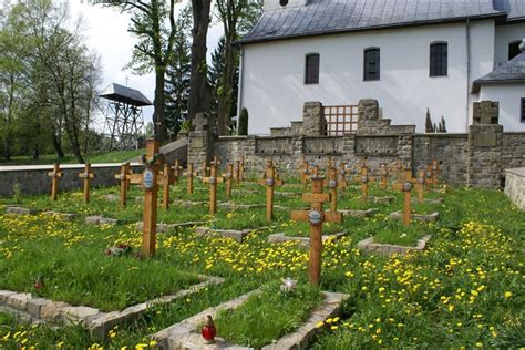 Galeria zdjęć Desznica Cmentarz wojenny nr 7 Polska Niezwykła