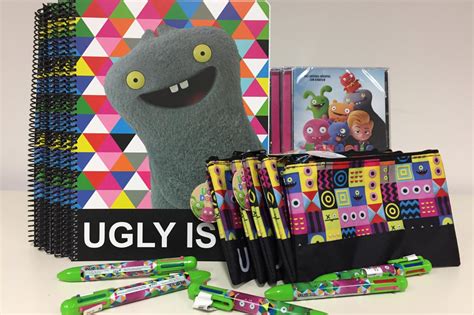 Ugly Ist Das Neue Sch N Gewinnt F Nf Kunterbunte Uglydolls Pakete