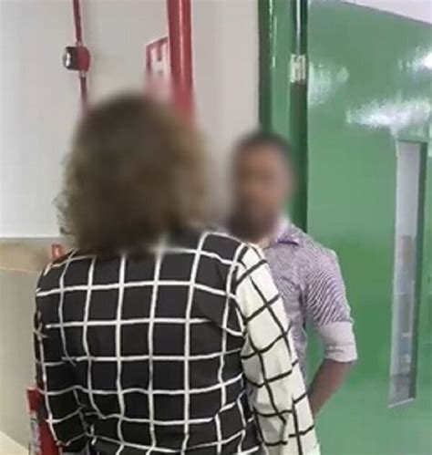 V Deo Mostra Briga Entre Professora E Aluno Em Faculdade De Rio Branco