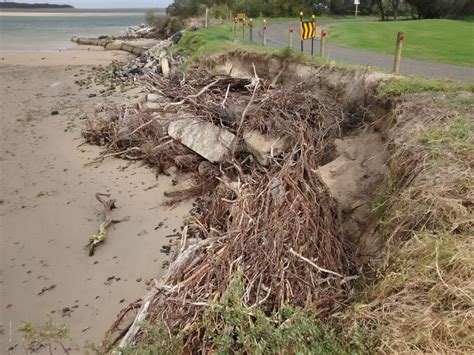 Combating erosion along Inverloch Foreshore