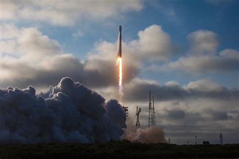 Spacex Launches O3b Mpower Satellites And Rideshare Mission In A Busy