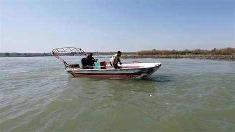 In Iraq Naufraga Un Traghetto Sul Fiume Tigri Il Dolore Del Papa Per