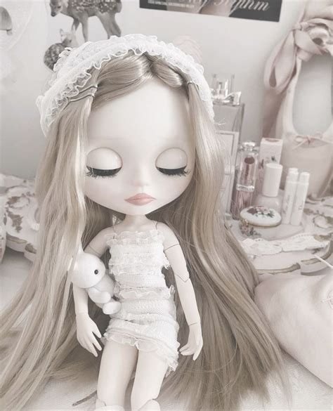 Blythe Doll In Blythe Dolls Blogger Girl Long Blonde Hair