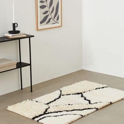 Modern rugs: 9 picks that are affordable, quirky and super on trend | Real Homes