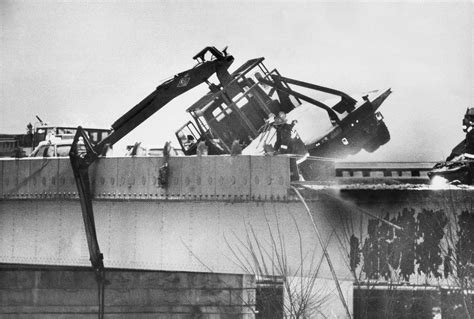 37 years ago today: Air Florida Flight 90 crashes into the Potomac ...