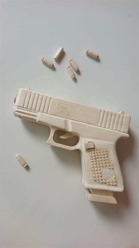 Mini toy GLOCK G19 gun that works like real. : r/toys