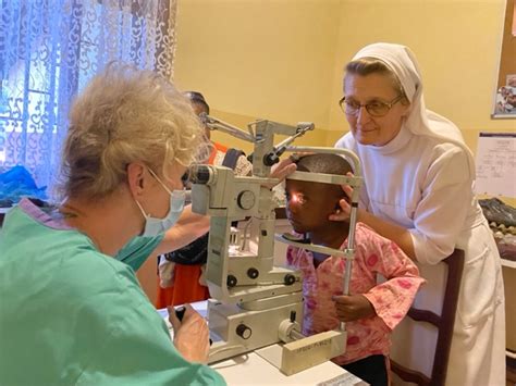 W Kamerunie Powstanie Szpital I Klinika Okulistyczna Polscy Lekarze