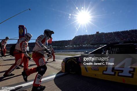 Rush Truck Centersmobil 1 Chevrolet Photos And Premium High Res Pictures Getty Images