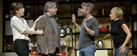 ELS VEÏNS DE DALT de Cesc Gay Tarántula Cultura