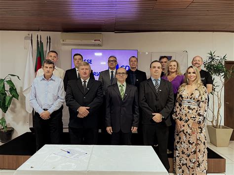 Câmara De Dirigentes Lojistas Cdl Realiza Cerimônia De Posse Da Nova