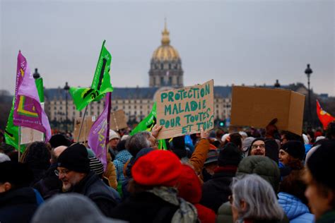 VELIKI PROTESTI POLJOPRIVREDNIKA U FRANCUSKOJ Jedna žena poginula