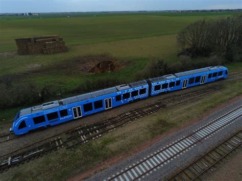 Alstom Plans A Pilot Project In Quebec To Run A Hydrogen Powered Train