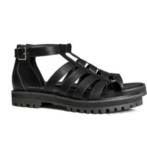 H&M Sandals, Women's Fashion, Footwear, Sandals on Carousell