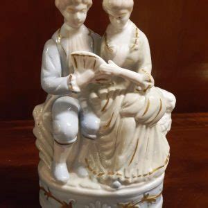 Rokoko porcelænsfigur Antik og Gamle Møbler