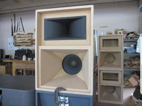 Épinglé par Adrian Smith sur Speaker Design Haut parleur