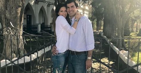 Isabel Macedo Mostr Su Embarazo De Cuatro Meses Con Una Hermosa Selfie En Bikini