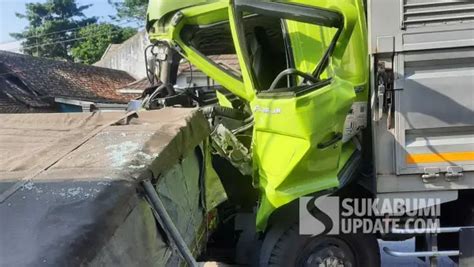 Ngeri Cctv Rekam Momen Sekeluarga Ditabrak Truk Di Cikukulu Sukabumi