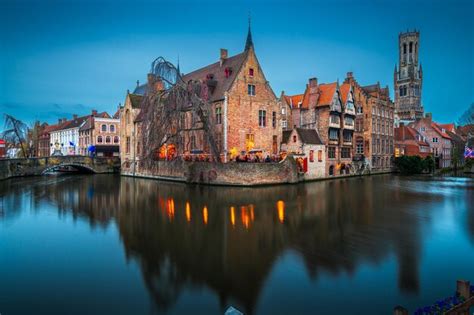 Premium Photo | Bruges belgium night scene