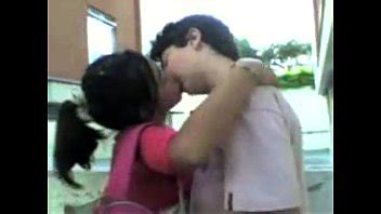 Tío gordo y feo tratando de follar con una morena negra mala XVIDEOS