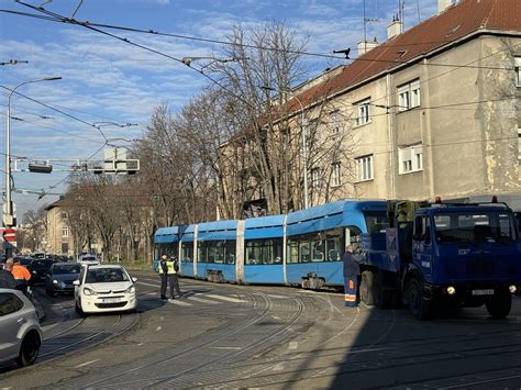 Foto Isko Io Tramvaj Iz Tra Nica Ovakve Gu Ve Dugo Nisu Vi Ene