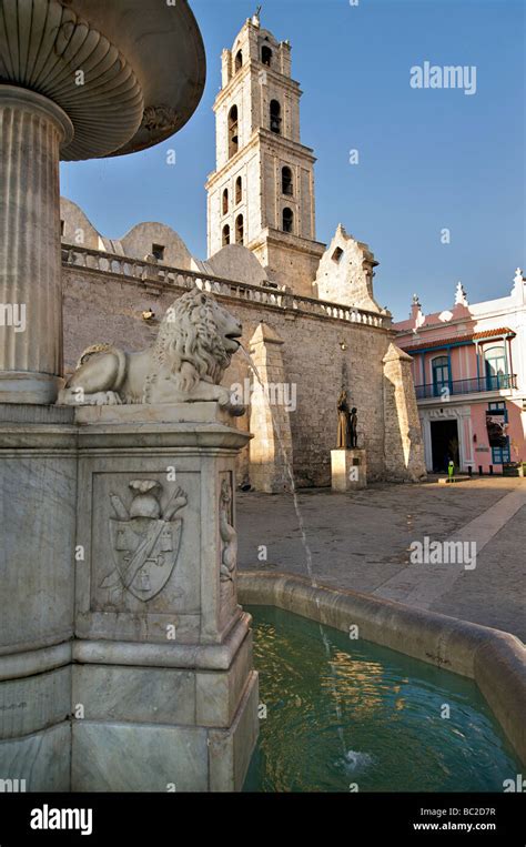 Plaza De San Fransisco Stockfotos Und Bilder Kaufen Alamy