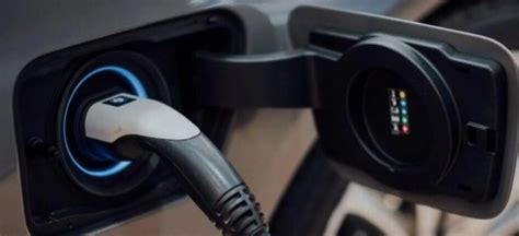 Auto Elettriche Quanto Costa La Ricarica Ecco Le Offerte Rmc Motori