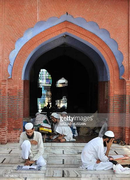 69 Islam Darul Uloom Deoband Photos & High Res Pictures - Getty Images