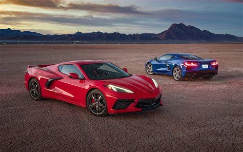 Corvette vs. Mustang: Why the ‘Vette Continues to Dominate