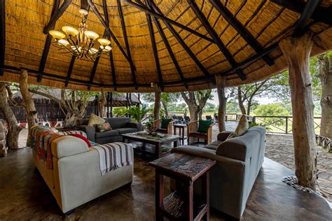 Umkumbe Safari Lodge in Sabi Sands Game Reserve | Wildlife Worldwide