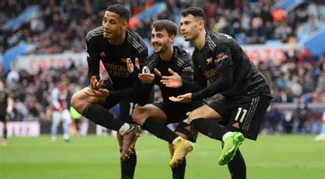 Title Race Swings Again As Arsenal Win Man City Slip Up Supersport