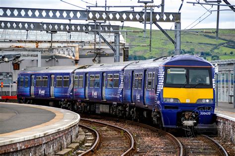 Scotrail Class 320 Scotrail Class 320 At Gourock Preparing Flickr