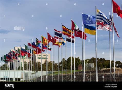 Banderas de las naciones unidas fotografías e imágenes de alta