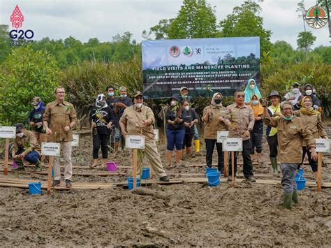 Kuatkan Kerja Sama Menteri LHK Indonesia Ajak Menteri Iklim Dan LH