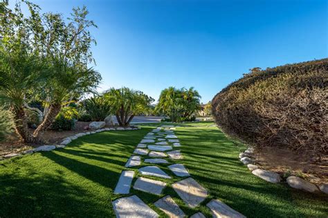 Pavers With Grass In Between Designs | Pavers With Artificial Grass