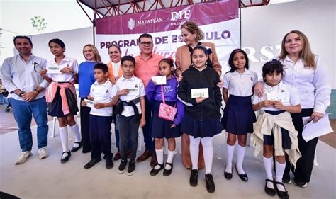 Entregan Sistema Dif Mazatl N Y Gobierno Municipal Apoyos Del Programa