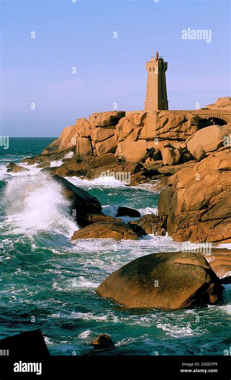 FRANCE BRITTANY REGION COTES D ARMOR 22 PINK GRANITE COAST POINTE