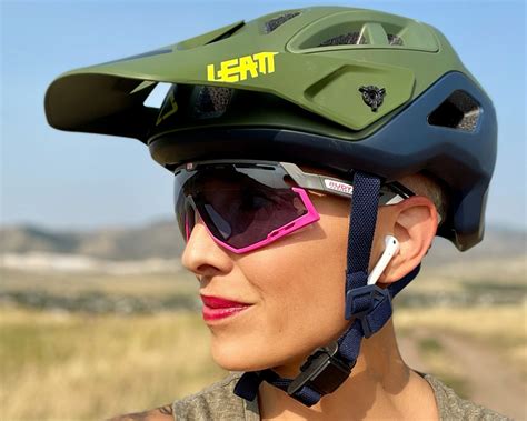 Leatt Mtb 30 All Mountain Helmet Review Singletracks Mountain Bike