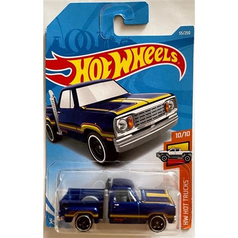 Hot Wheels Hw Hot Trucks Li L Red Express Truck Blue Card Not Mint Price Reduced