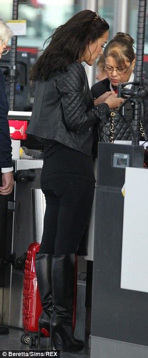 Myleene Klass Does Runway Chic In Black Leather As She Jets Out Of Heathrow Daily Mail Online