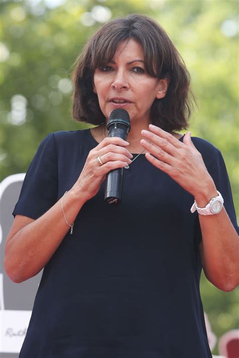 Photo Anne Hidalgo Inaugurait Au C T De Val Rie Trierweiler Le