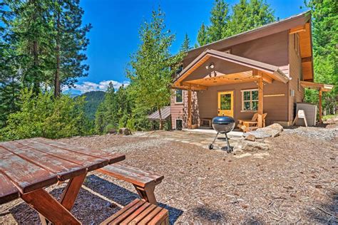 Secluded Leavenworth Cabin W Mtn Views Fire Pit Evolve