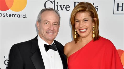 Hoda Kotb and Joel Schiffman Are Discussing Marriage!